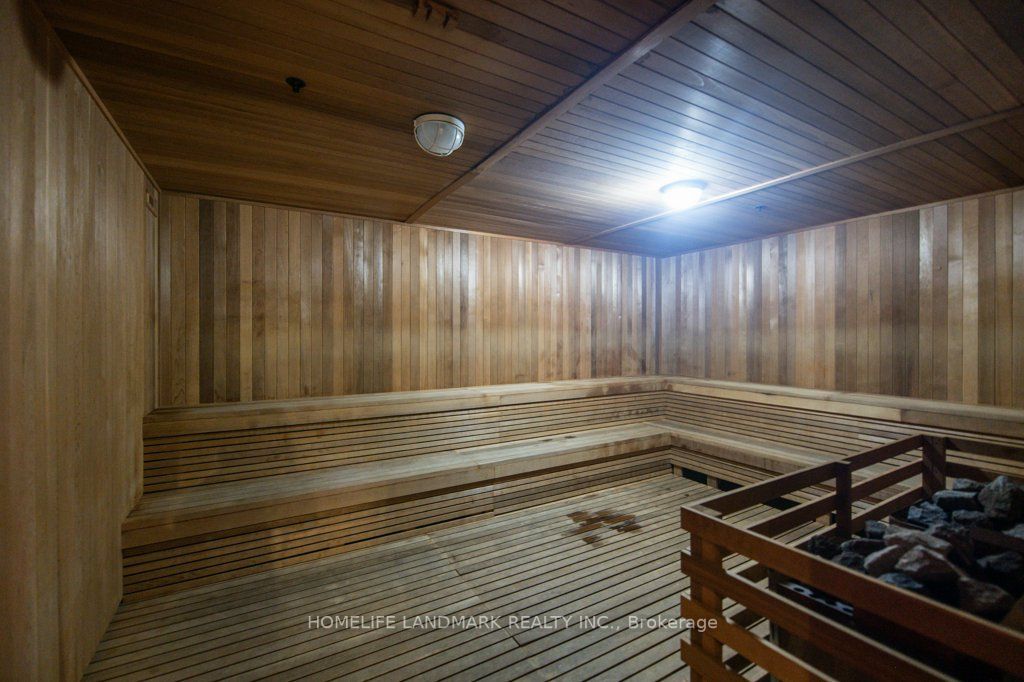 17 Bathurst St, #3911