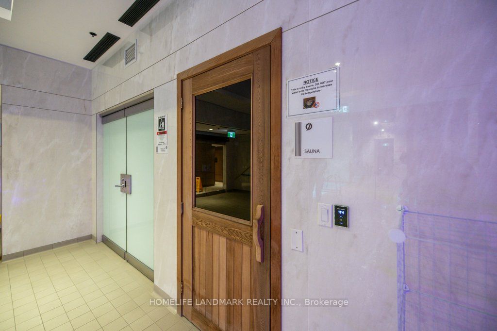 17 Bathurst St, #3911