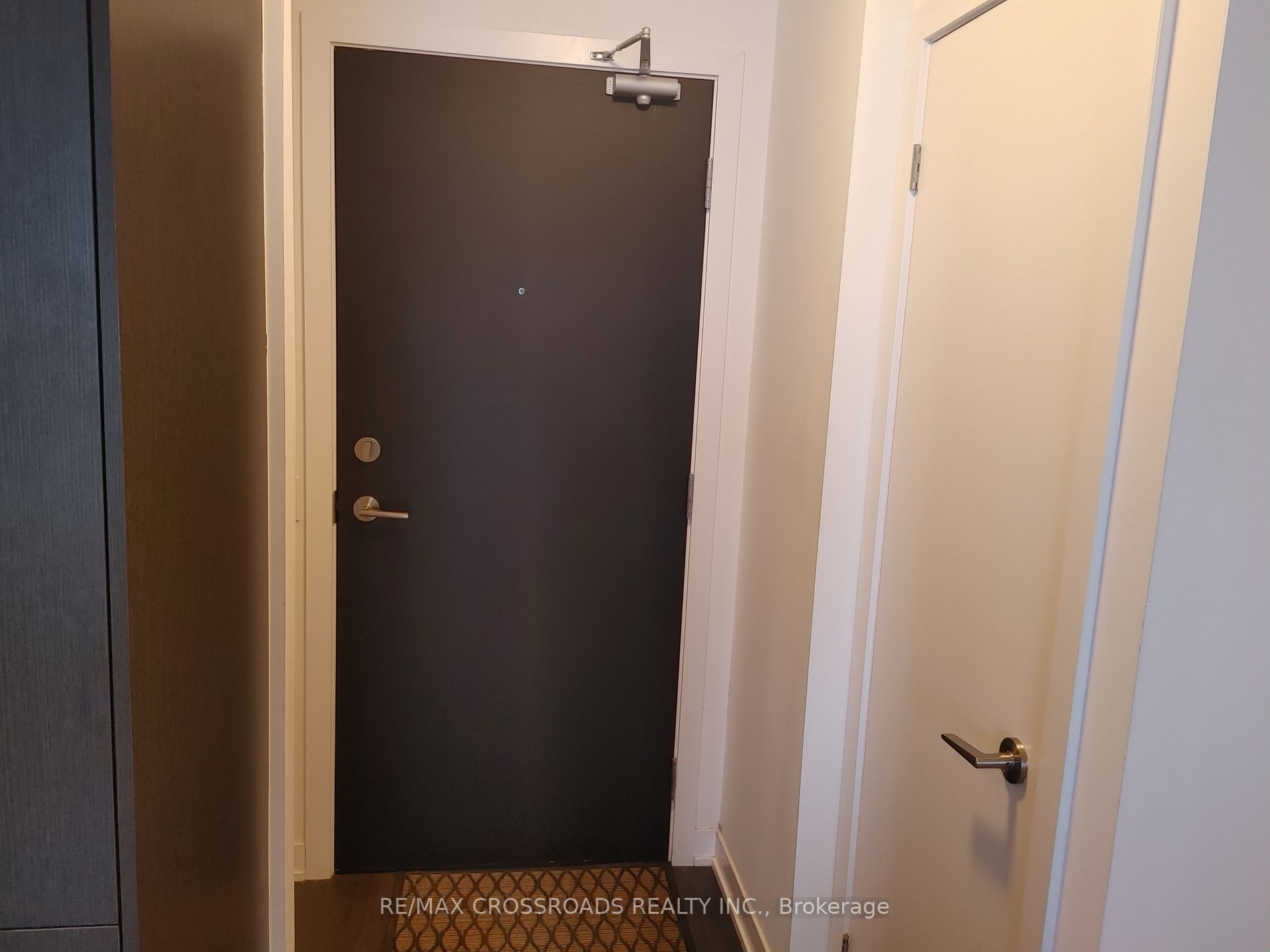 87 Peter St, #3216