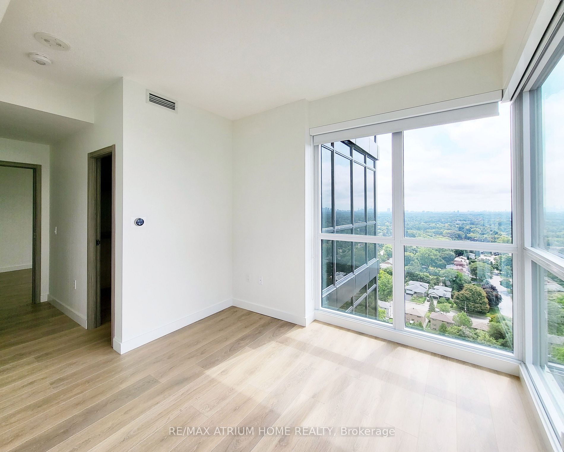 85 Mcmahon Dr, #2803