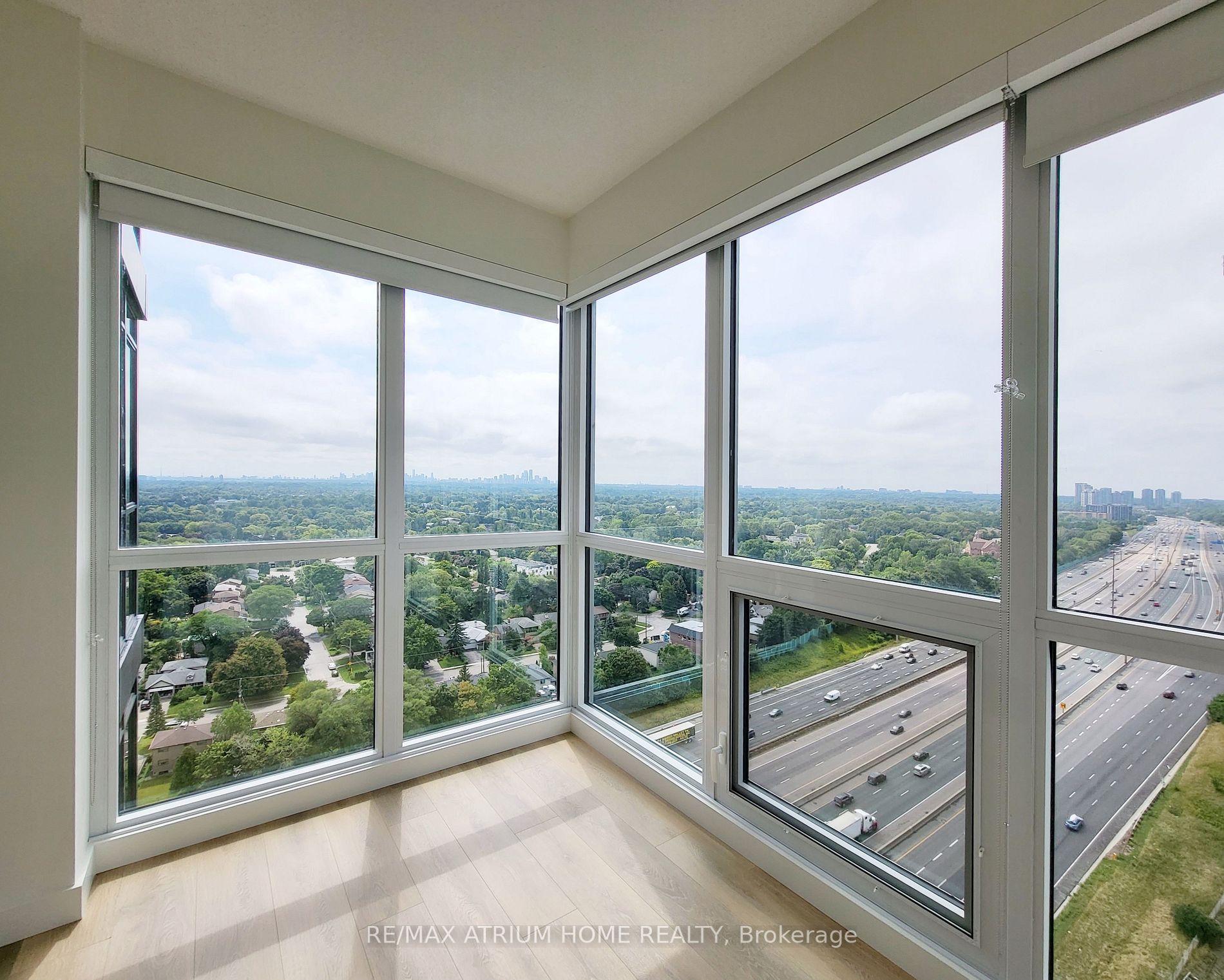 85 Mcmahon Dr, #2803