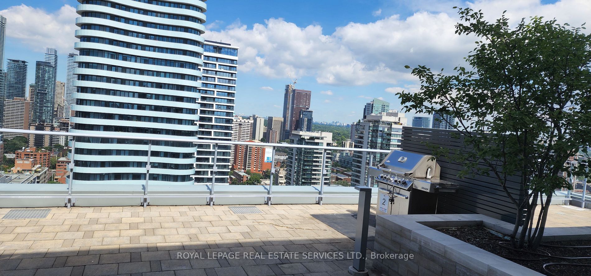 365 Church St, #810