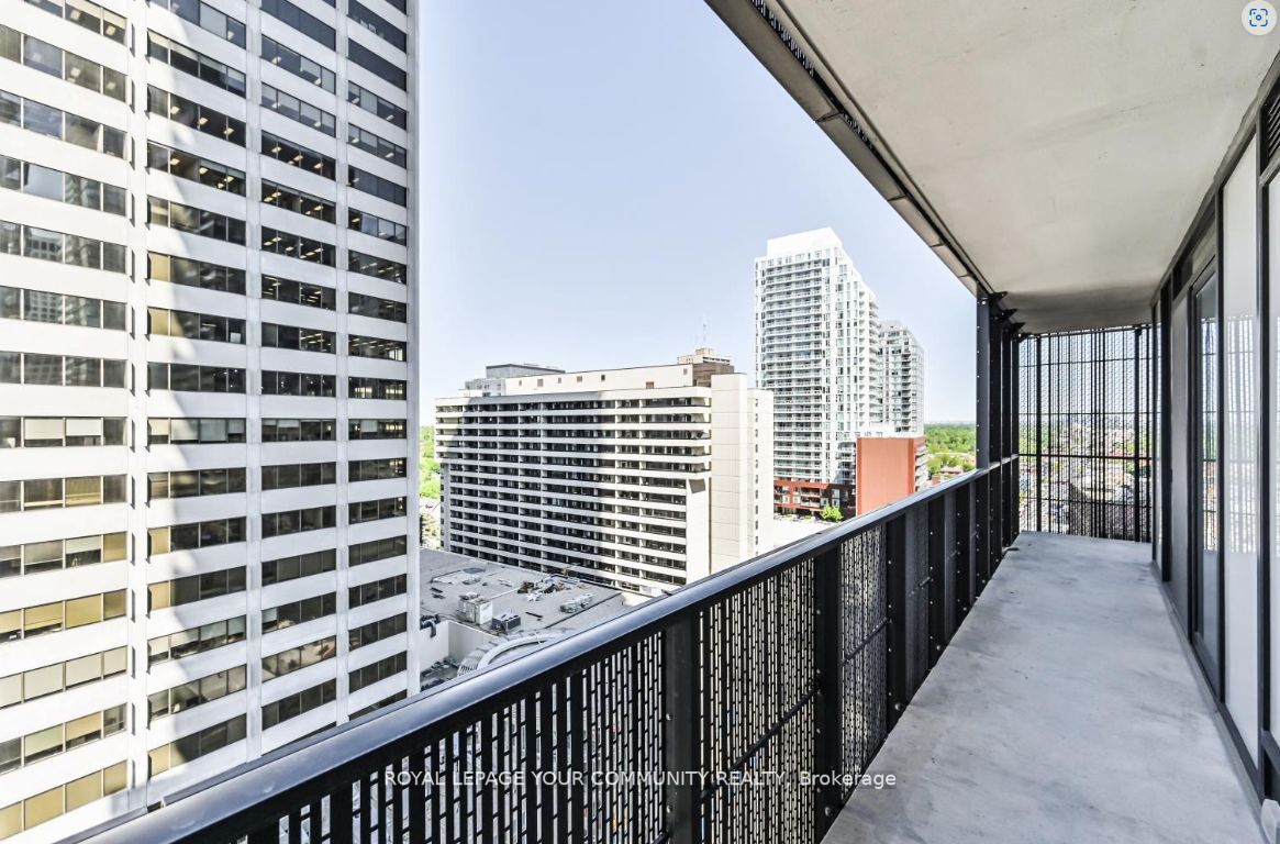 8 Eglinton Ave E Ave, #1205