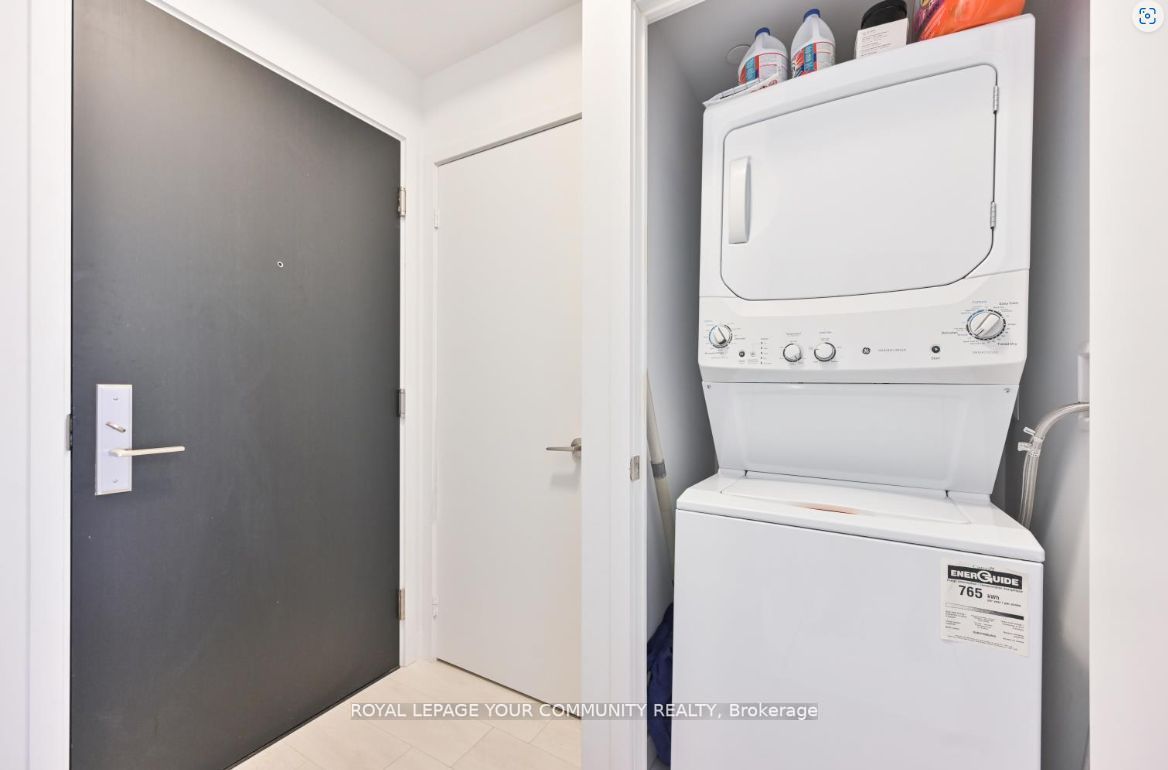 8 Eglinton Ave E Ave, #1205