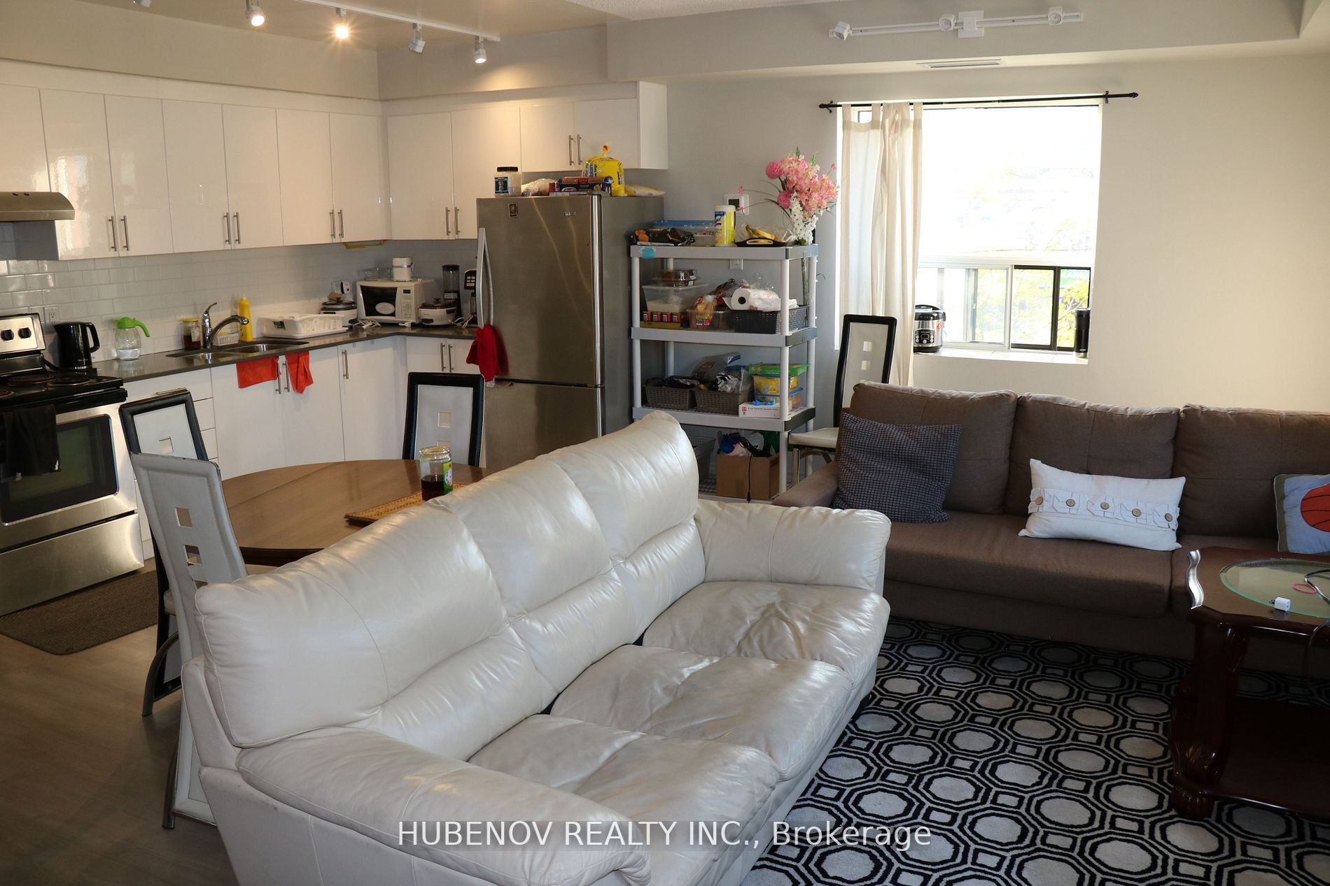 3460 Bathurst St