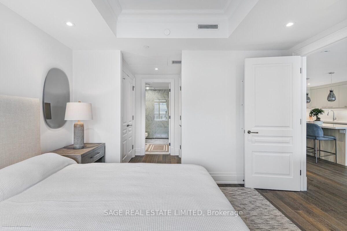 1 Forest Hill Road, #201