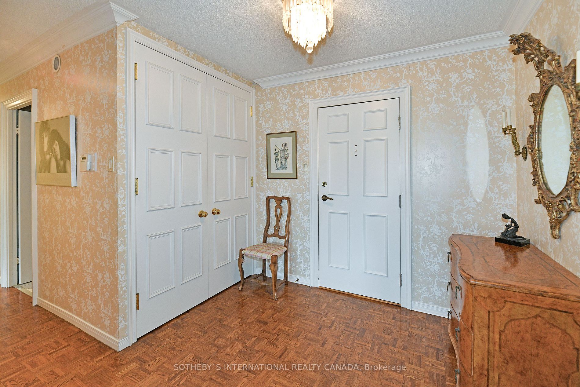 18 Lower Village Gate, #612