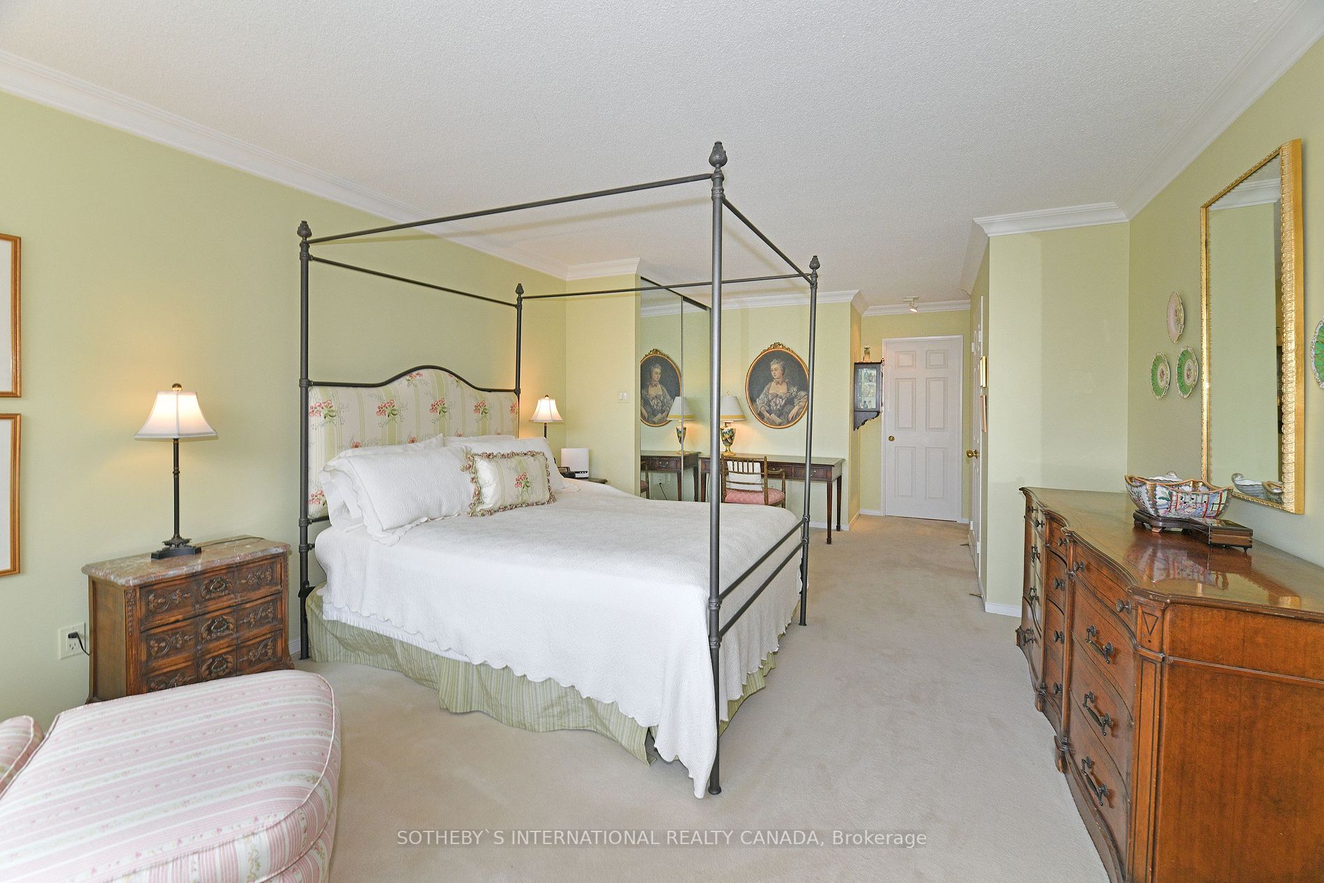 18 Lower Village Gate, #612