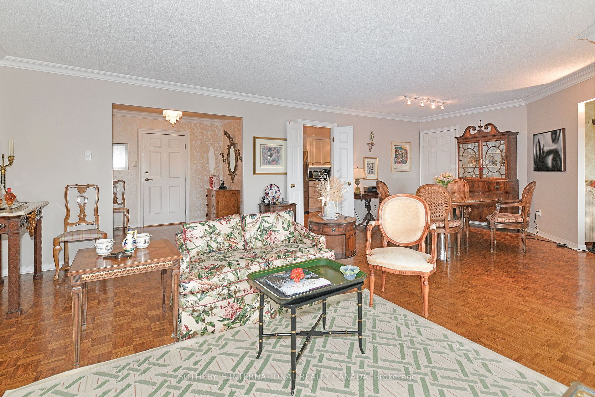 18 Lower Village Gate, #612