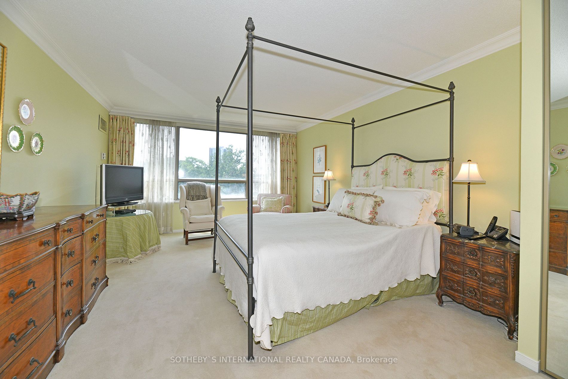 18 Lower Village Gate, #612