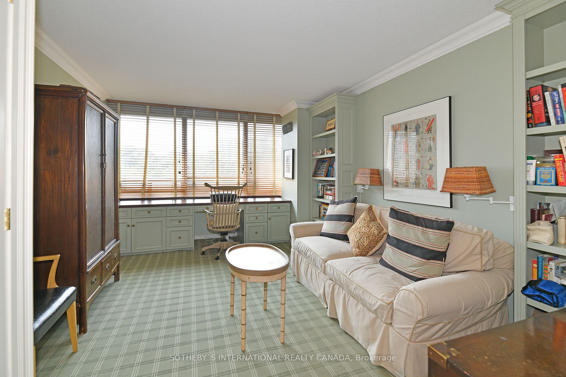 18 Lower Village Gate, #612