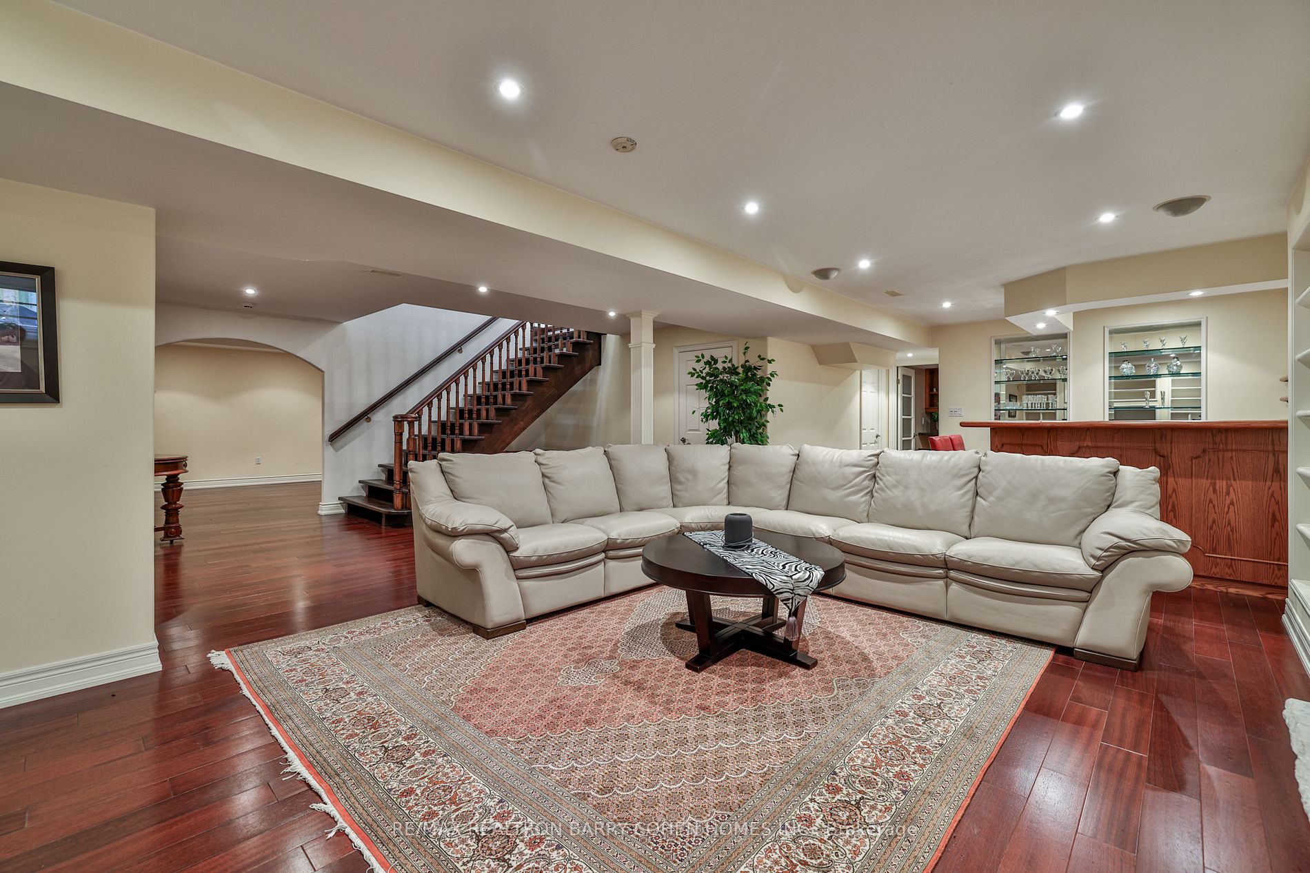 159 Old Yonge Street