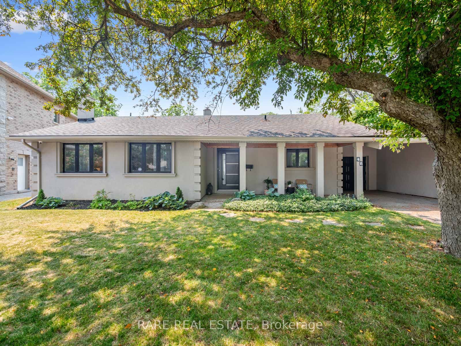 48 Southwell Dr W