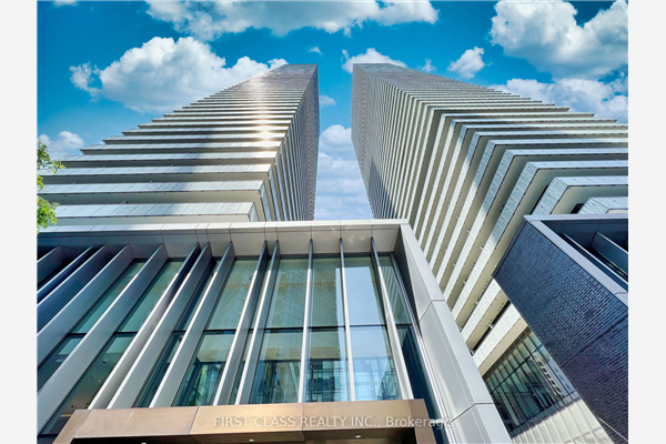 42 Charles St E, Toronto