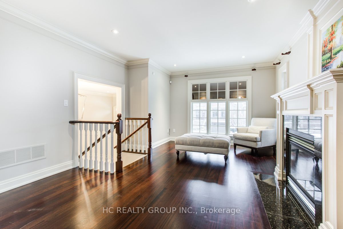 17 Blanchard Rd