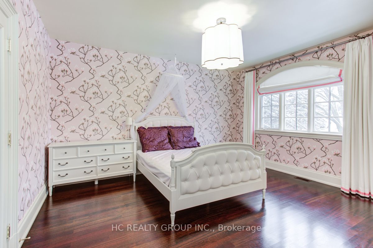 17 Blanchard Rd