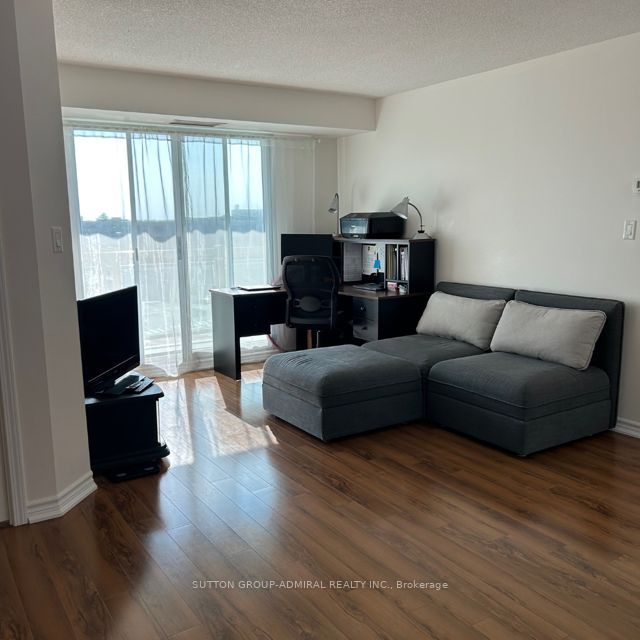 920 Sheppard Ave W, #605