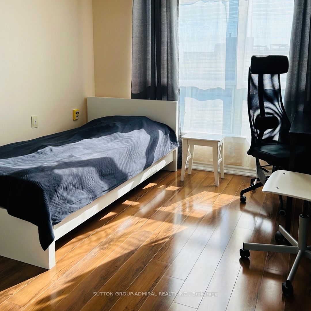 920 Sheppard Ave W, #605