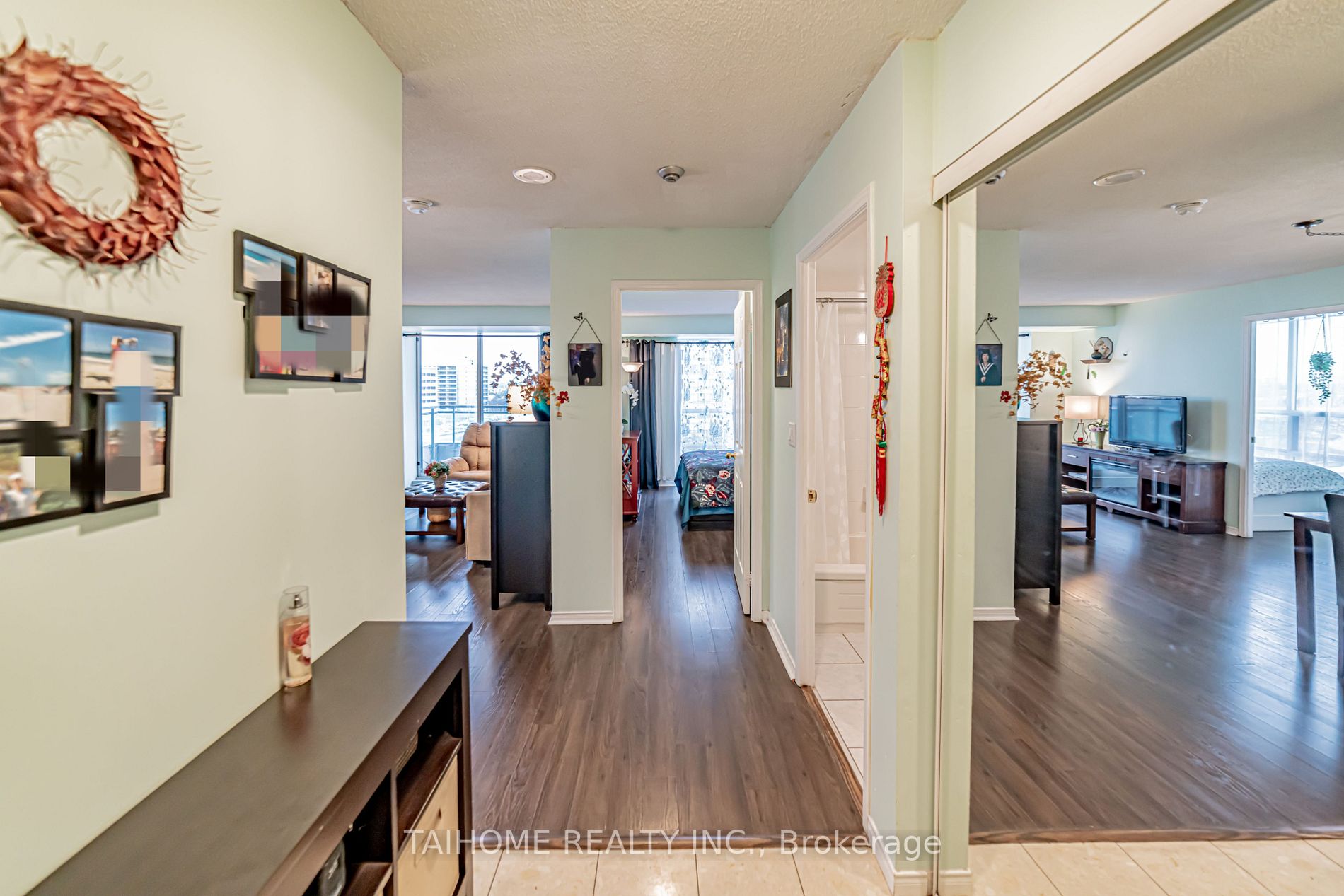 1 Pemberton Avenue, #702