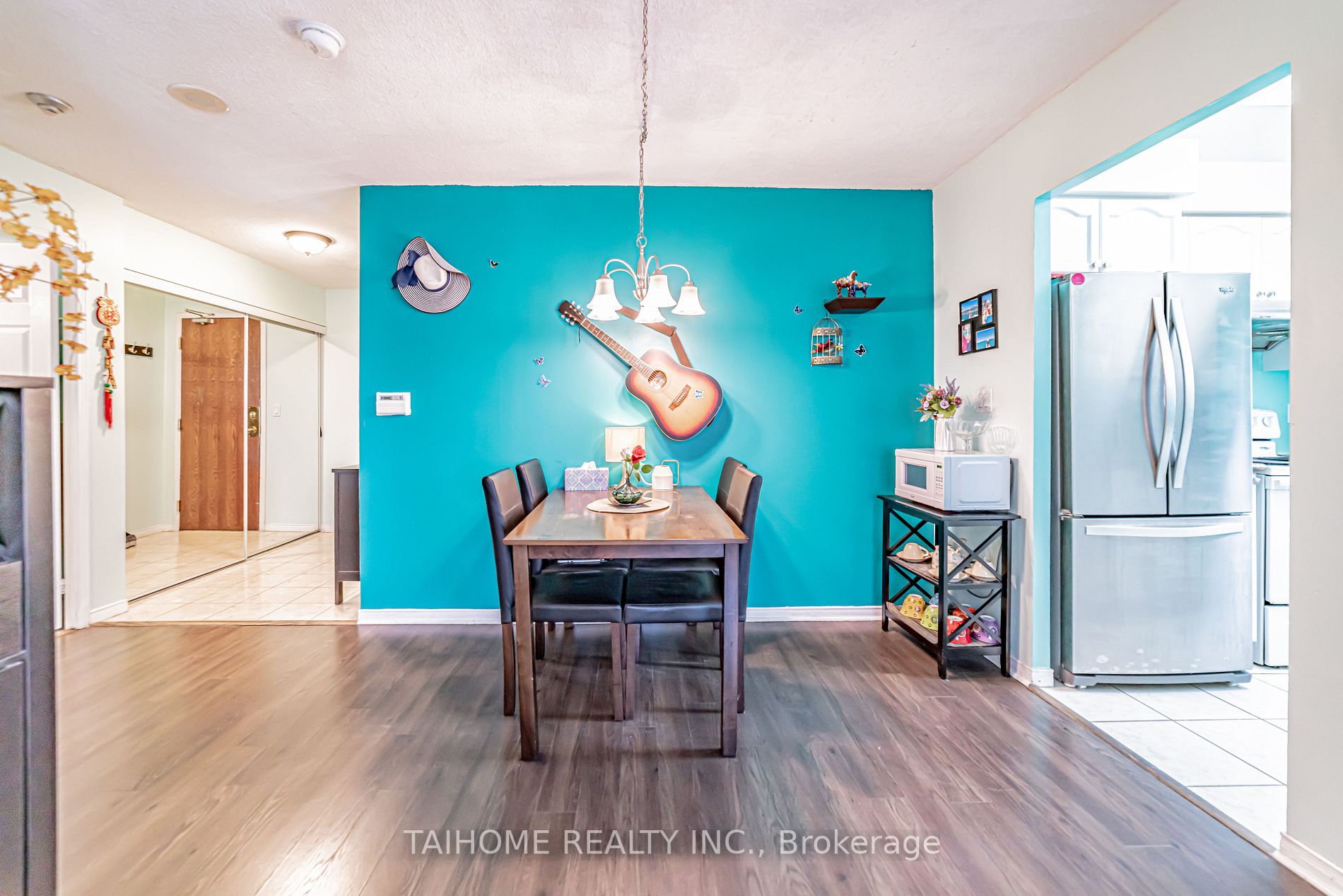 1 Pemberton Avenue, #702