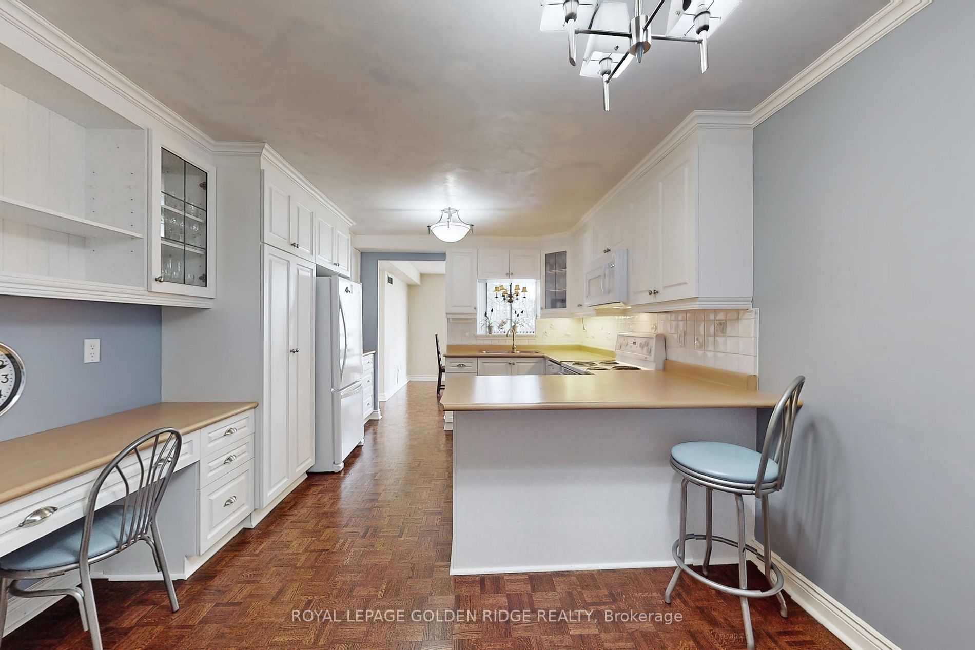 65 Spring Garden Avenue, #410