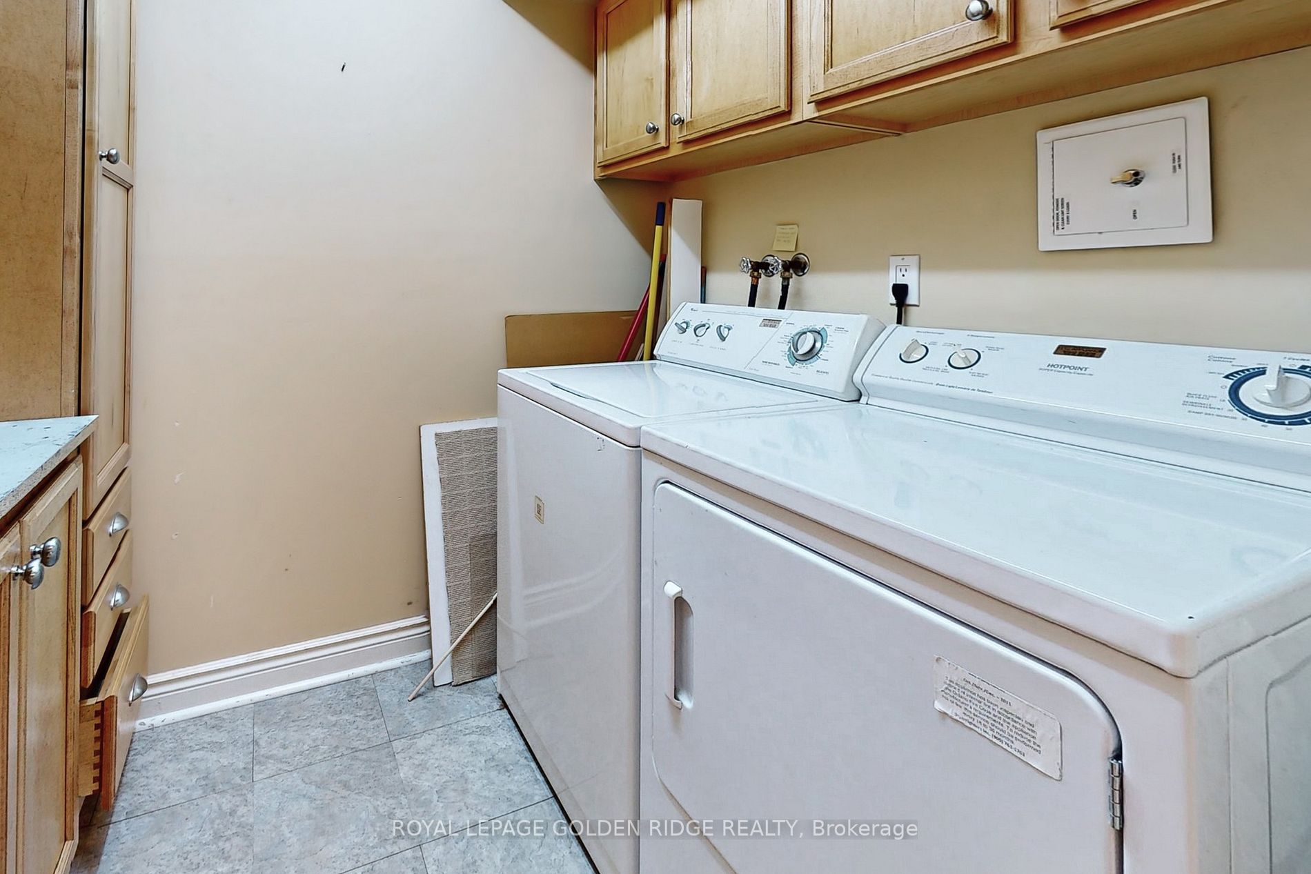 65 Spring Garden Avenue, #410