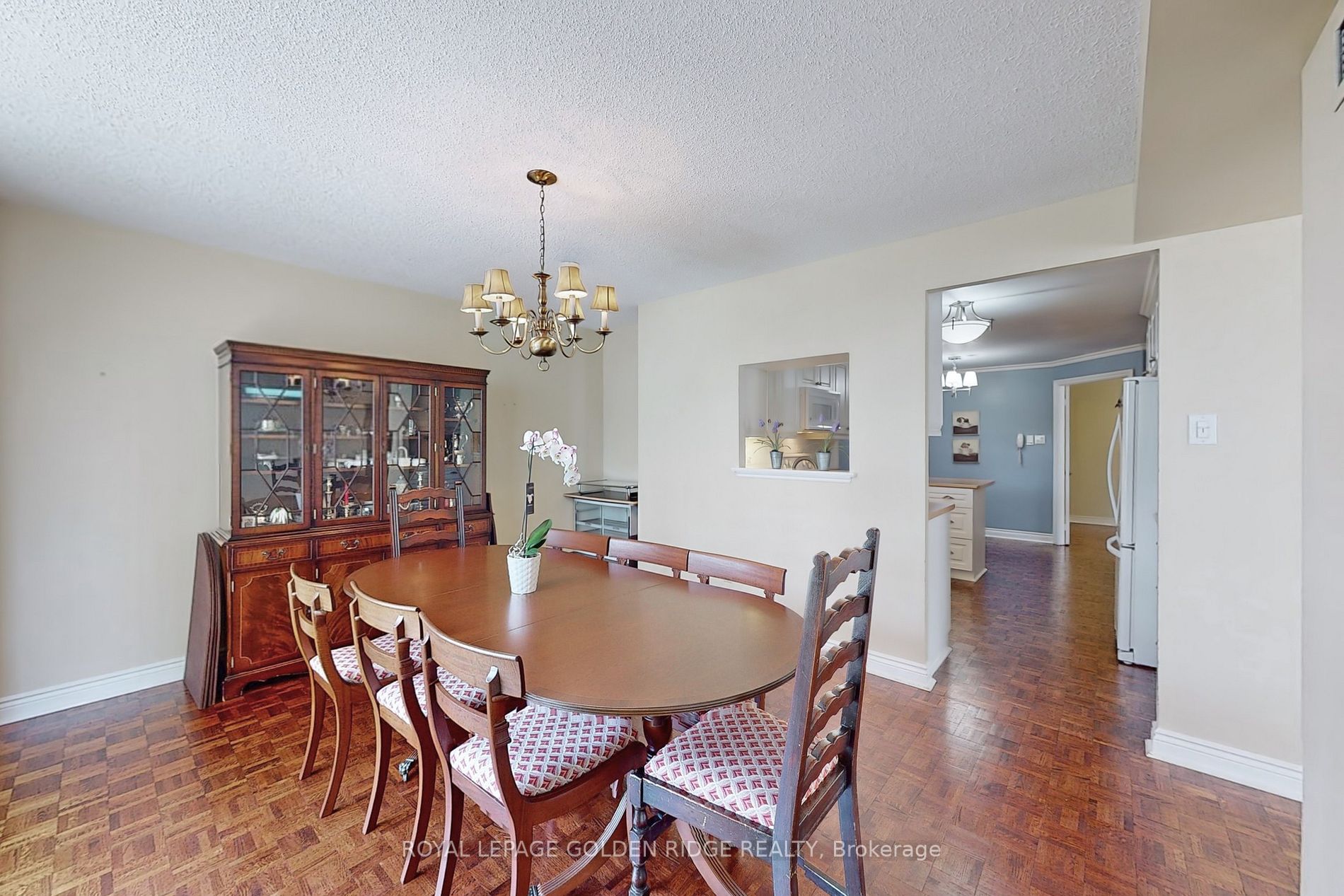 65 Spring Garden Avenue, #410