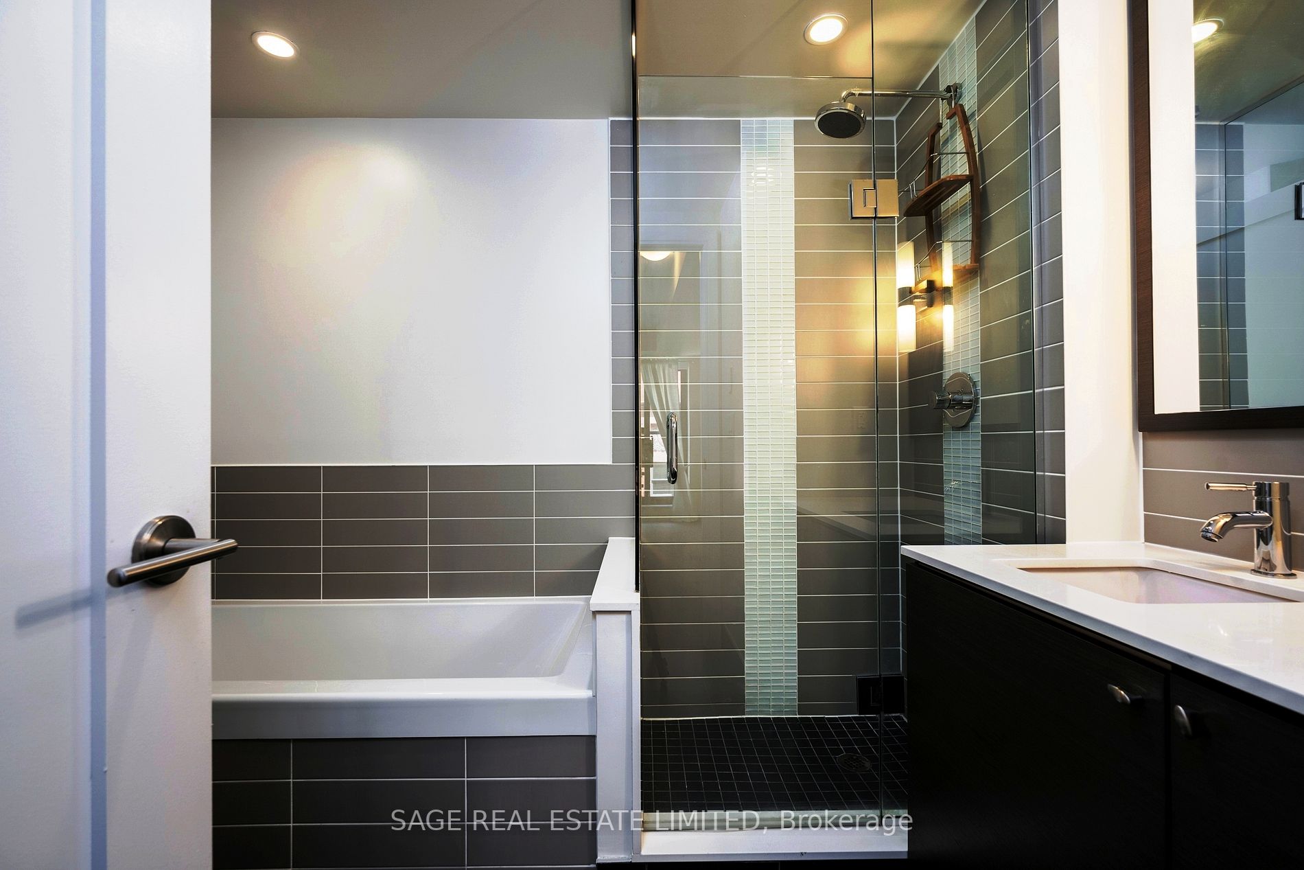 55 Front Street E #417