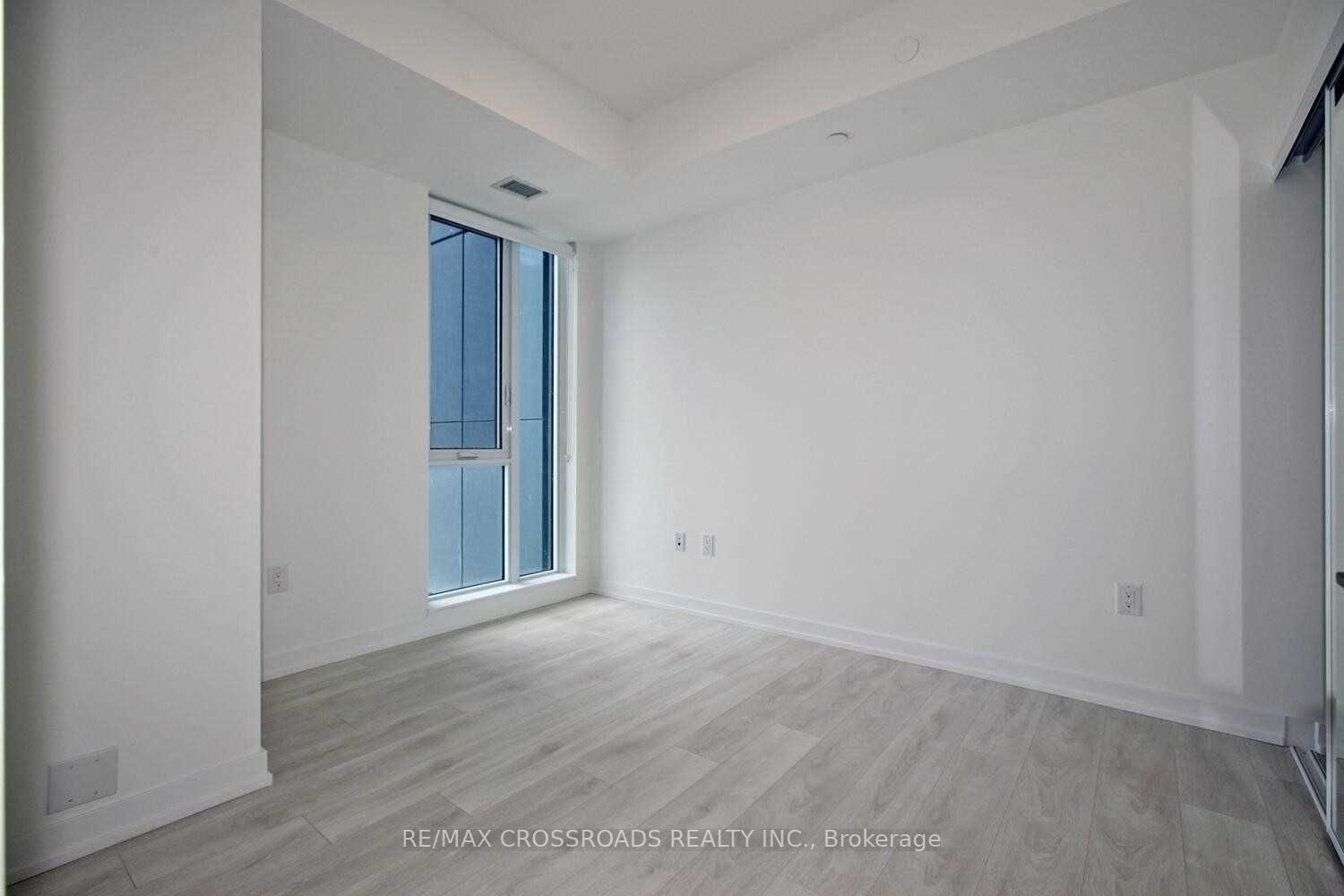 225 Sumach St, #1703