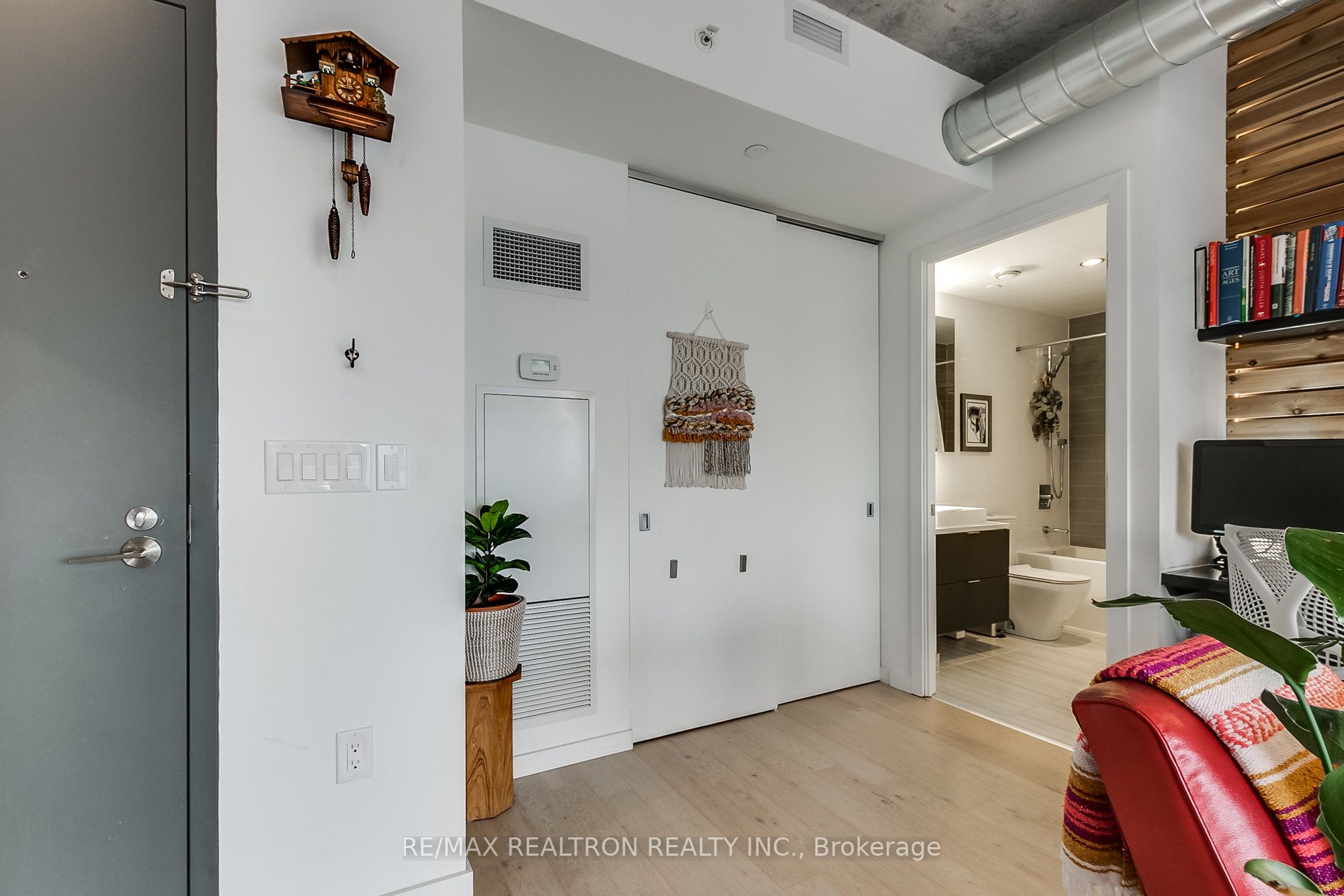 170 Bayview Ave, #1301