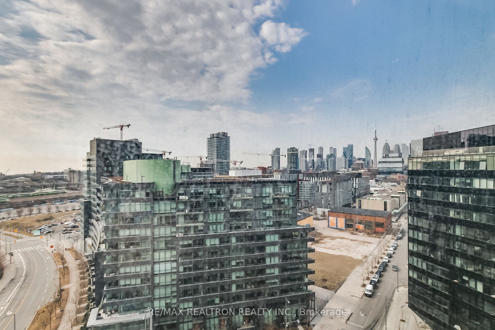 170 Bayview Ave, #1301
