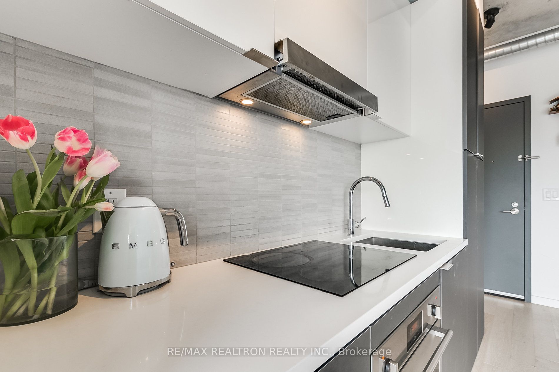 170 Bayview Ave, #1301