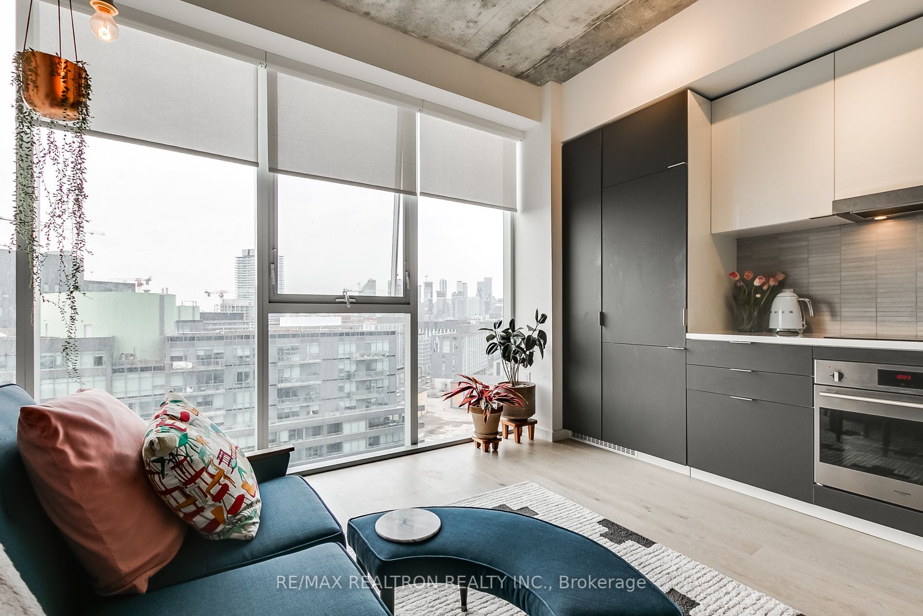 170 Bayview Ave, #1301