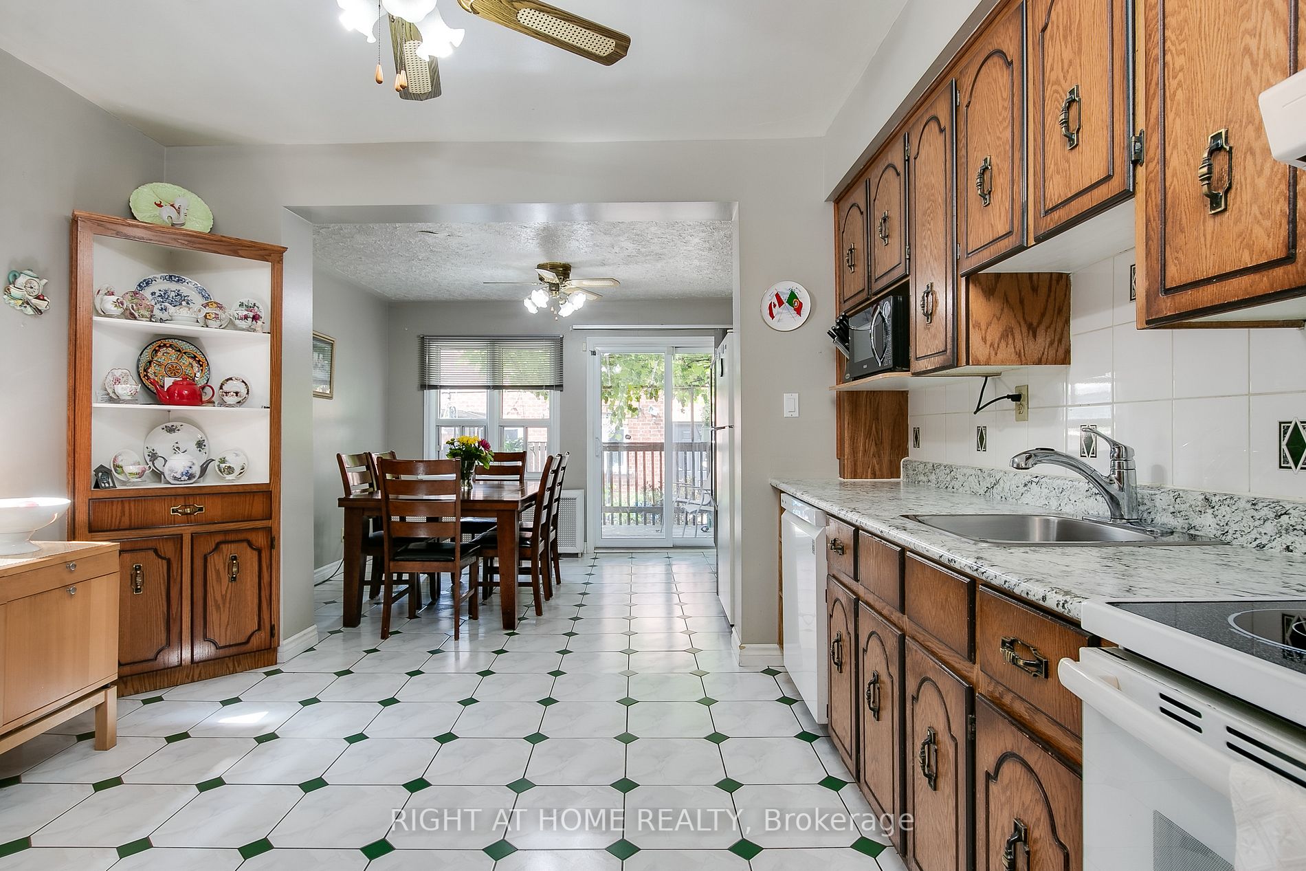 Listing C6708188 - Large Photo # 5