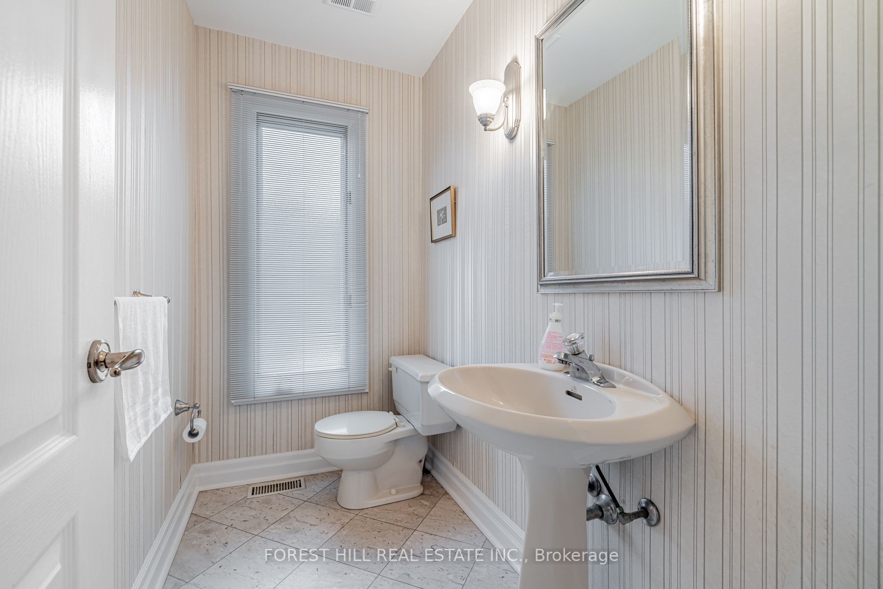 165 Beechwood Ave