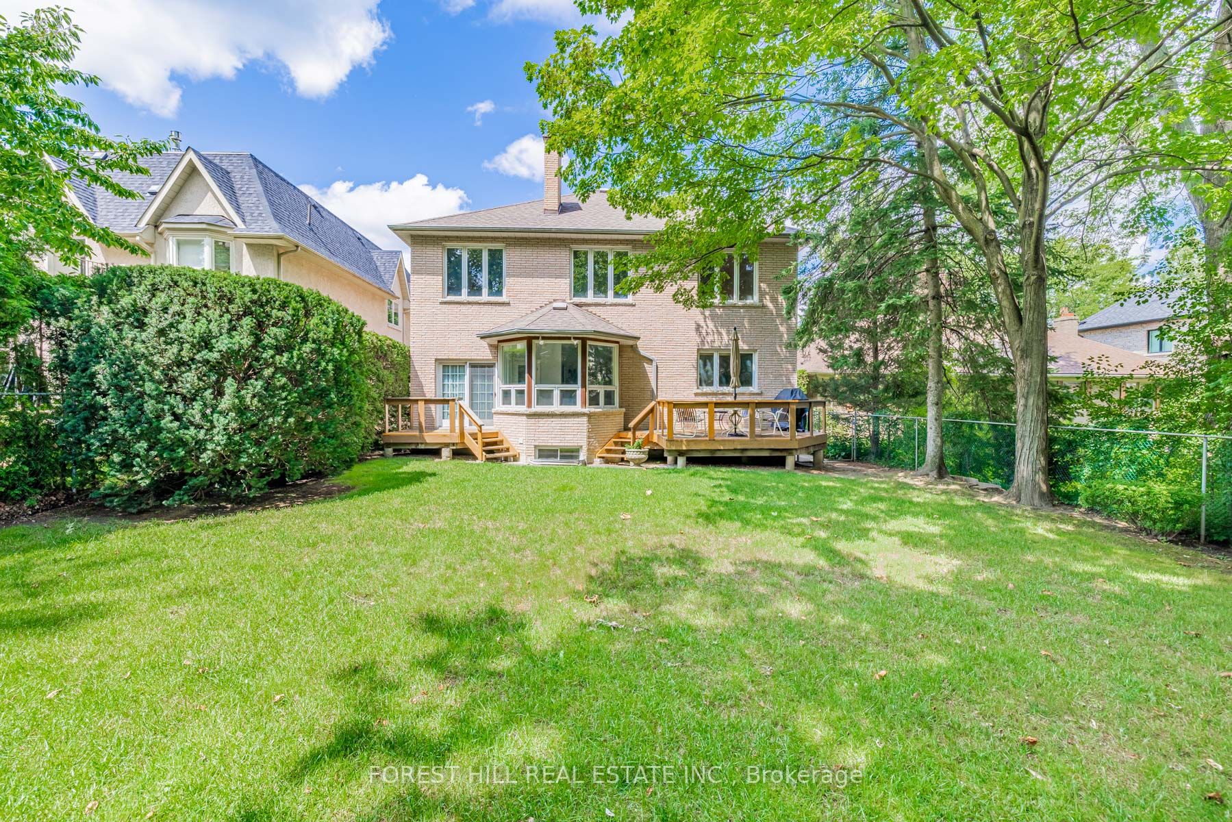 165 Beechwood Ave