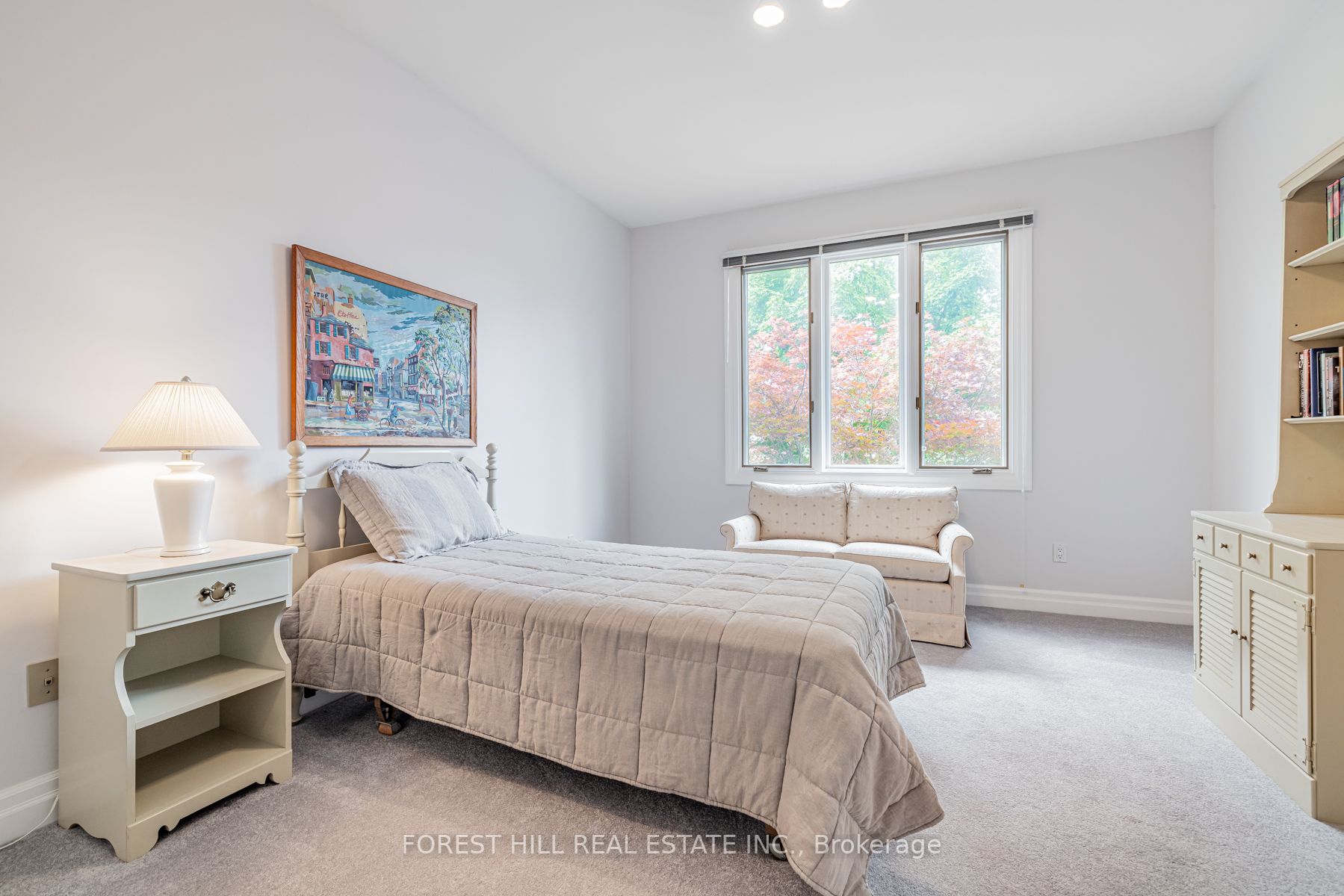 165 Beechwood Ave
