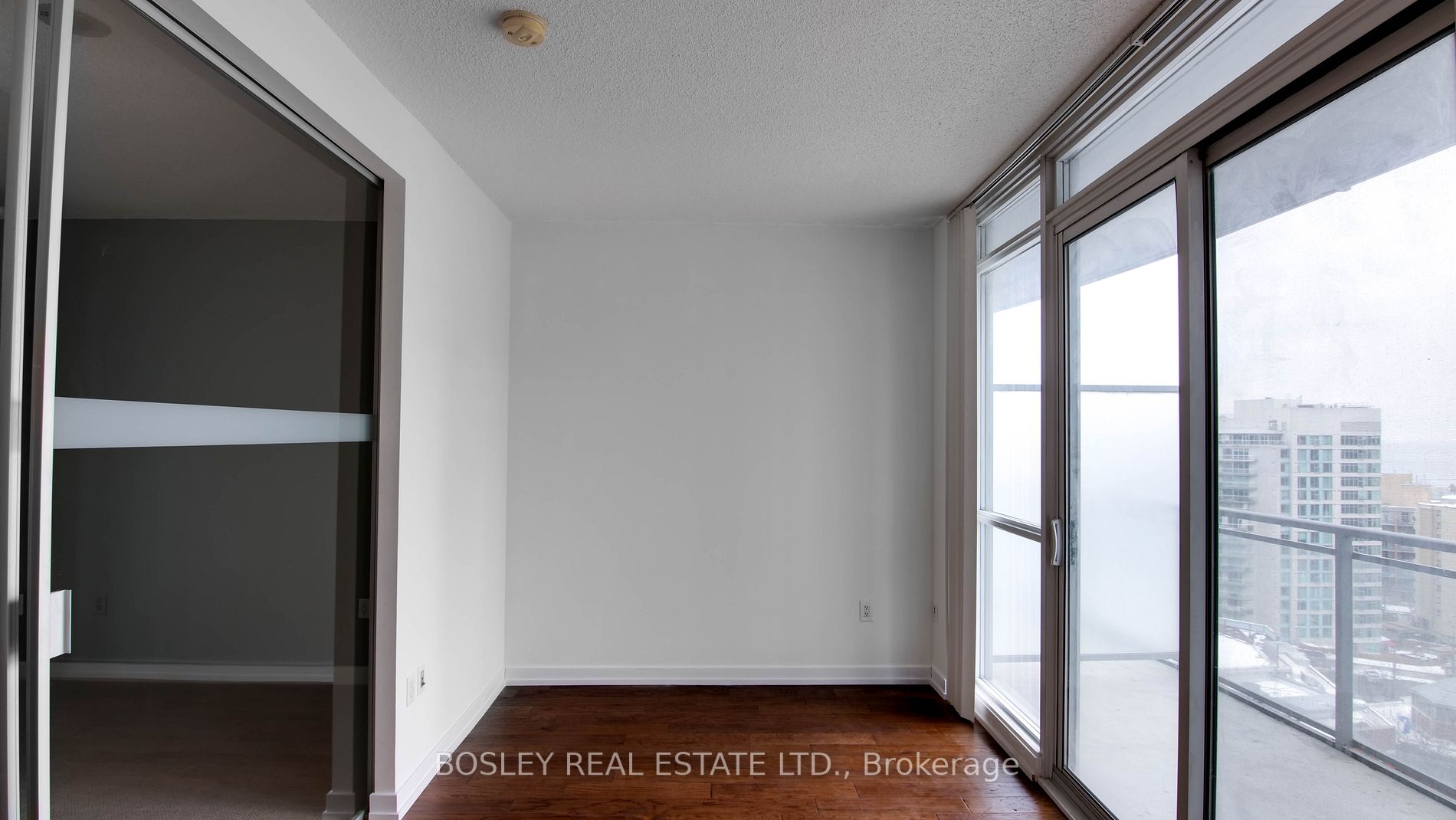 38 Dan Leckie Way, #1802