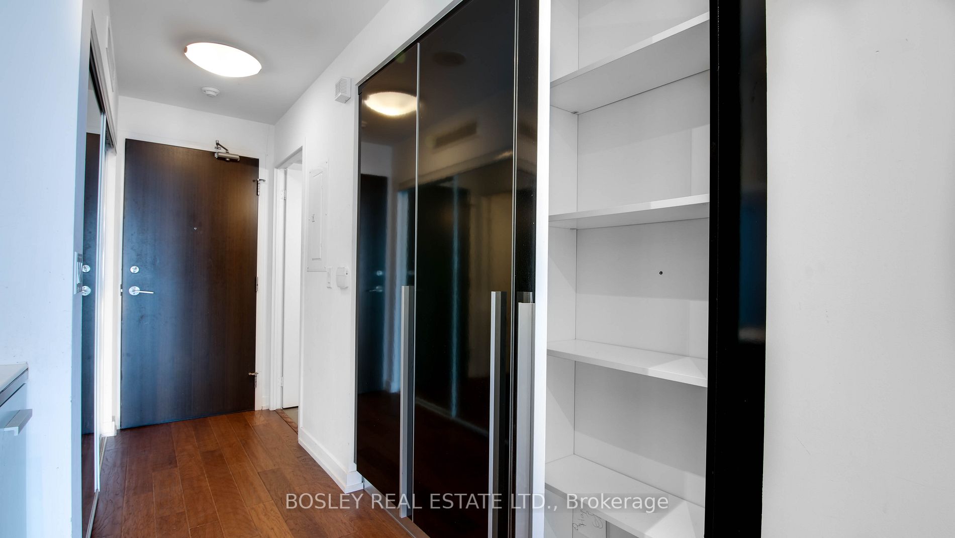38 Dan Leckie Way, #1802