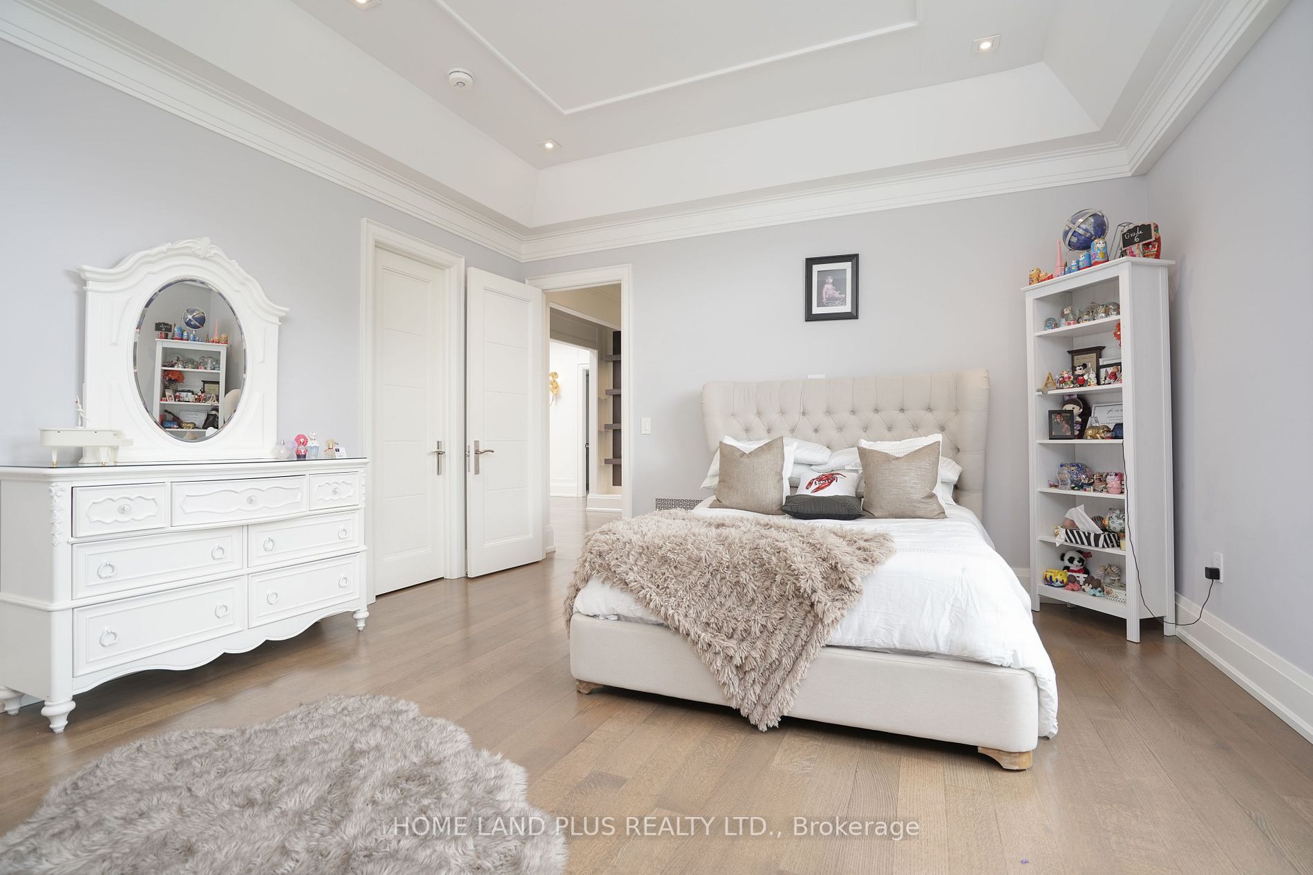88 Aldershot Cres