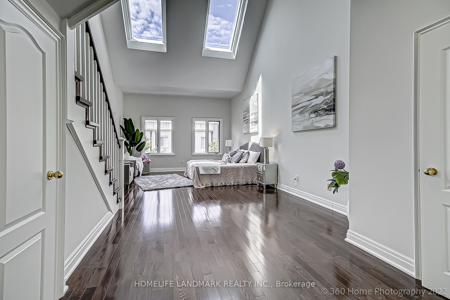 211 Walmer Rd
