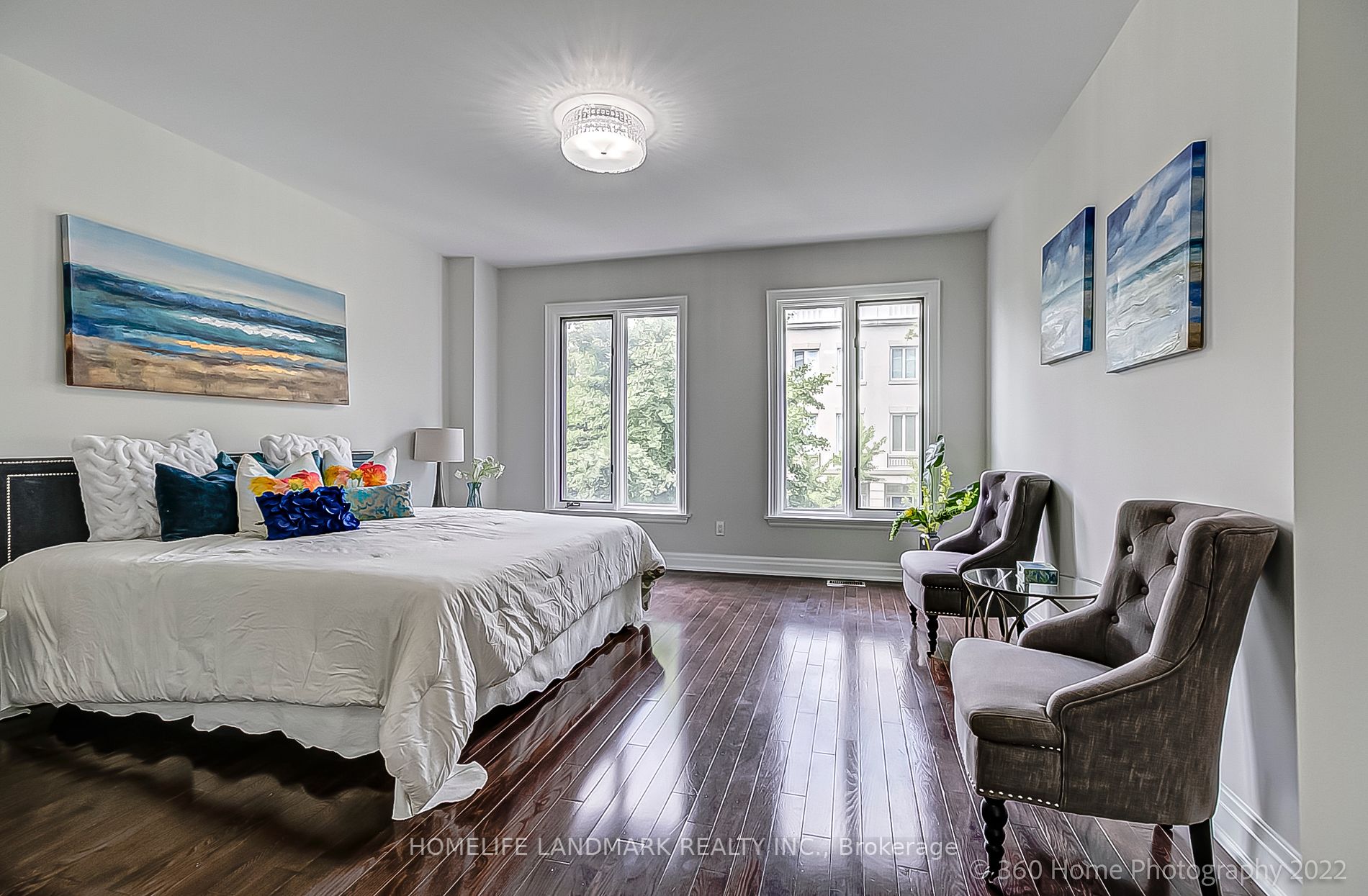 211 Walmer Rd
