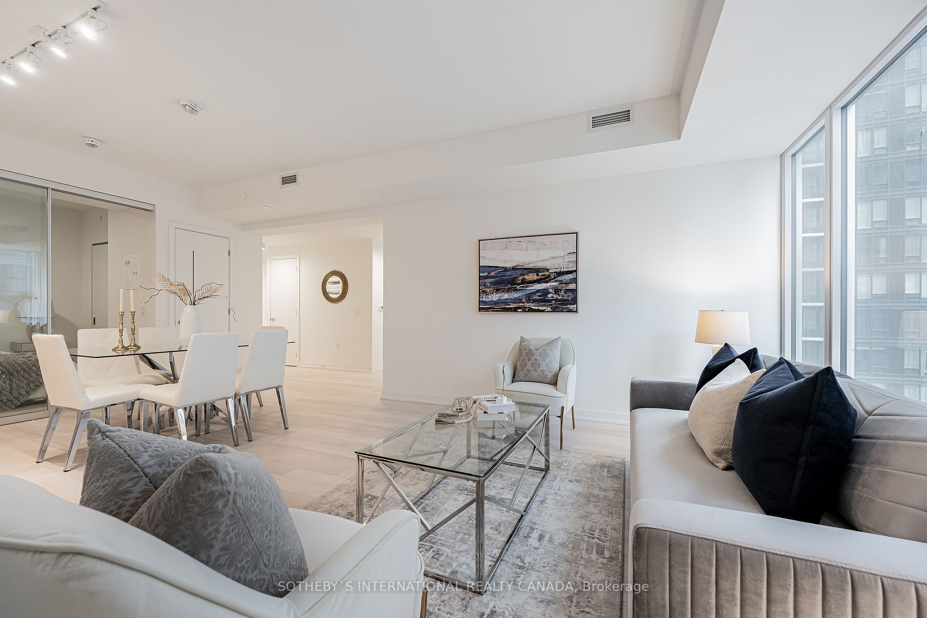 357 King St W, #1409