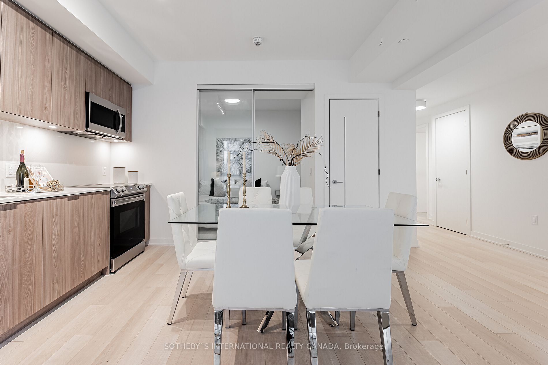 357 King St W, #1409