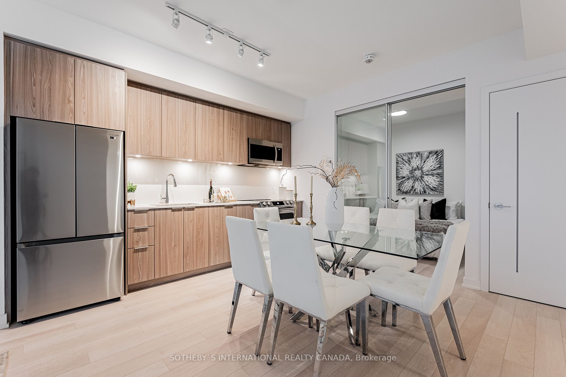 357 King St W, #1409