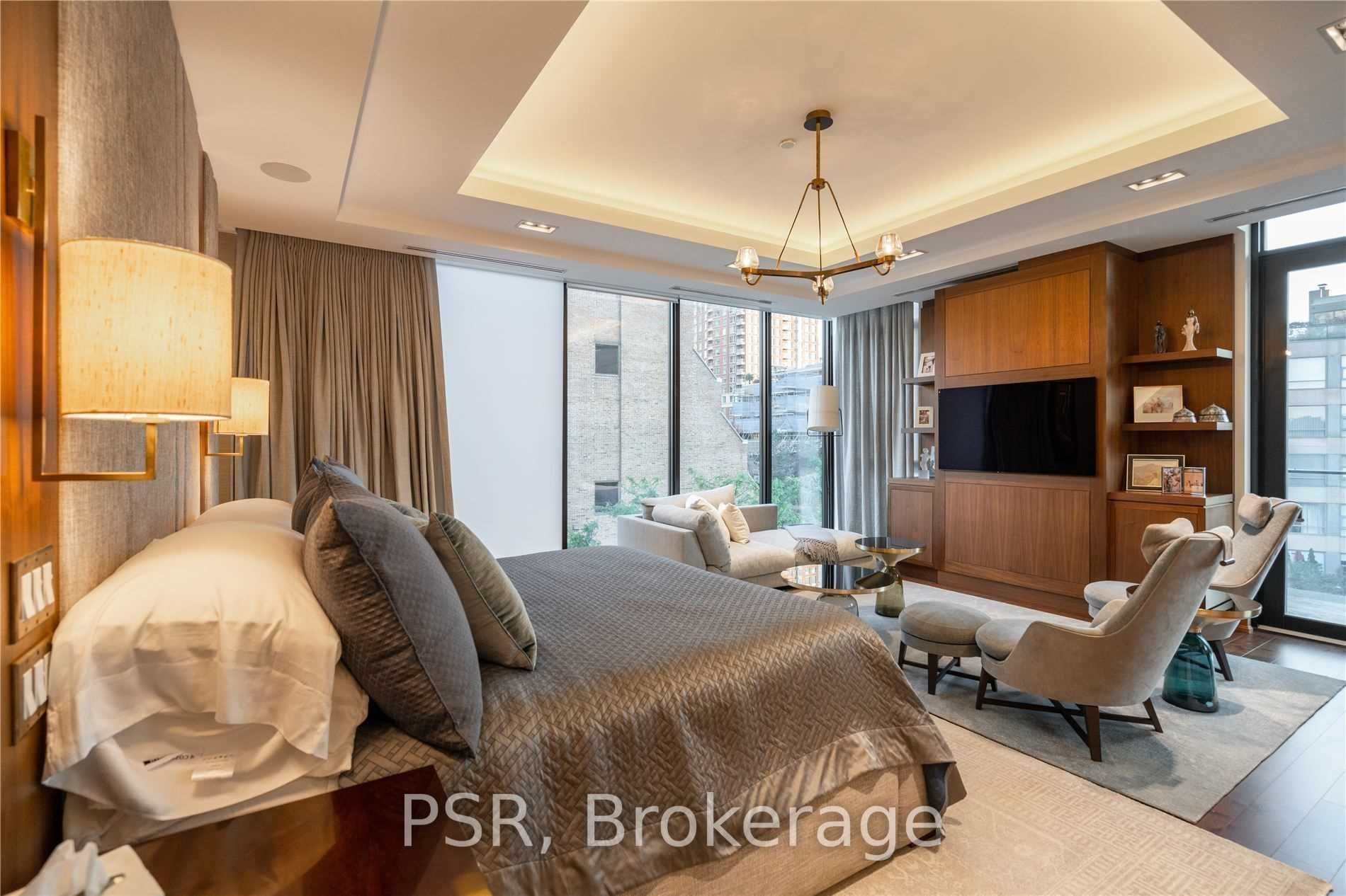 36 Hazelton Ave, #5B