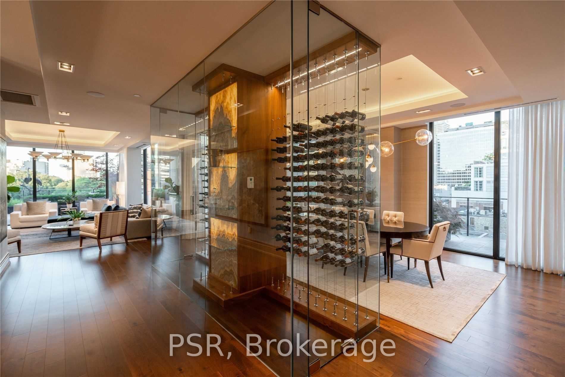 36 Hazelton Ave, #5B