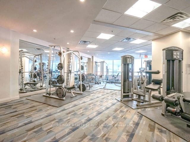 33 Bay St, #506