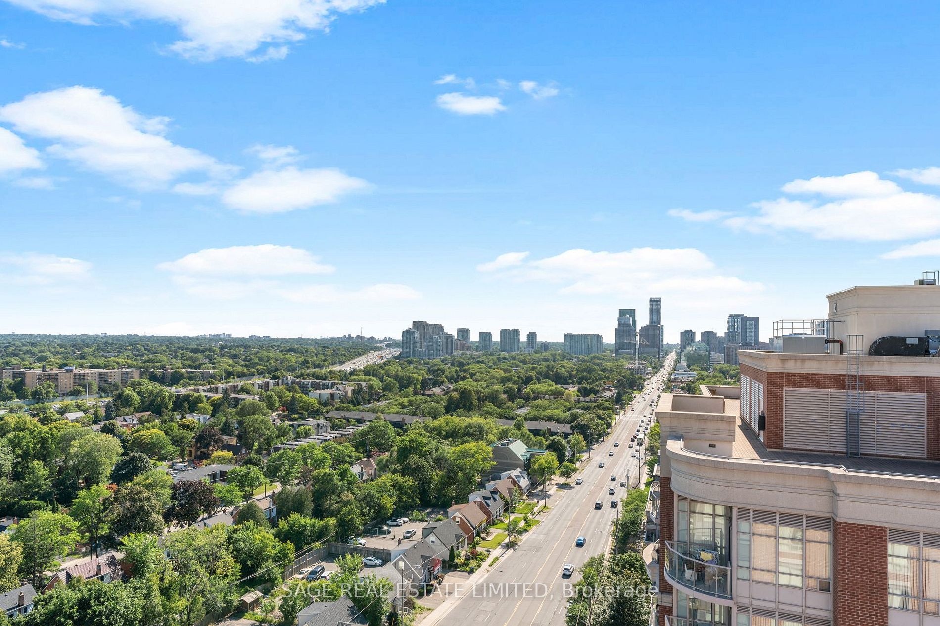 1 Clairtrell Rd, #101