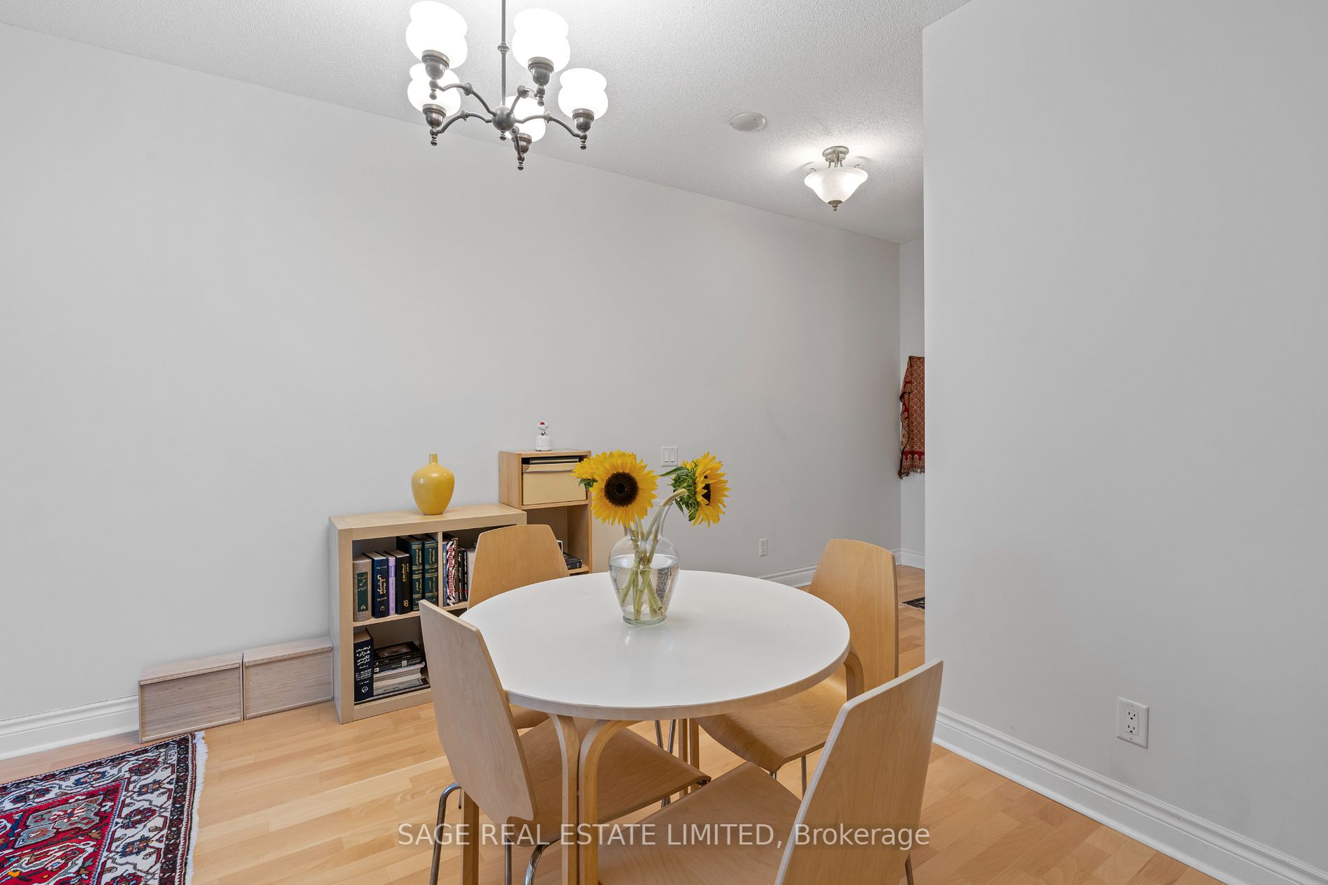 1 Clairtrell Rd, #101